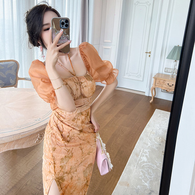 2025夏季新款女装法式设计感挂脖泡泡袖修身连衣裙茶歇长裙50126
