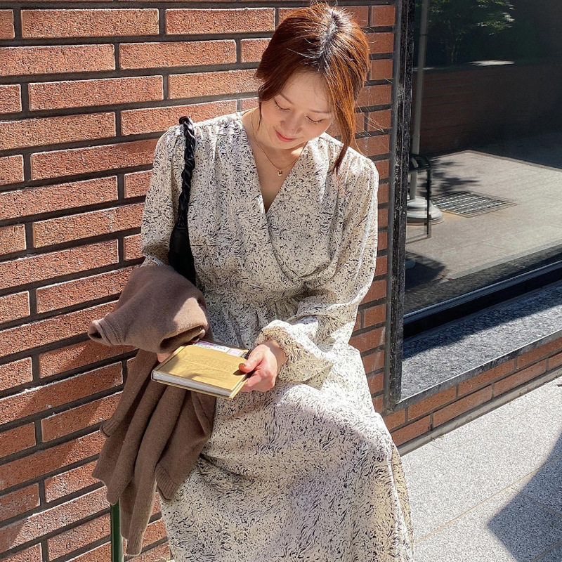 韩系连衣裙女秋冬chic复古碎连衣裙