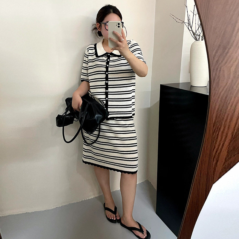 乃粒23937大码女装镂空显瘦开衫半裙两件套26夏胖mm条纹针织套装