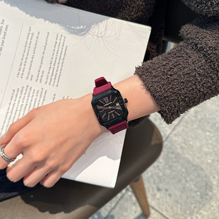 个性 简约方形手表时尚 硅胶腕表情侣 Rita拉瑞娜丽塔新款 Lareina