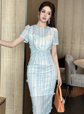 2025夏季新款女装法式圆领透气镂空修身包臀花瓣蕾丝连衣裙21729