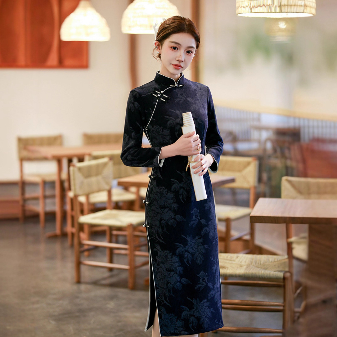 藏蓝色复古旗袍女新中式2025新款秋冬加绒加厚长袖气质妈妈连衣裙