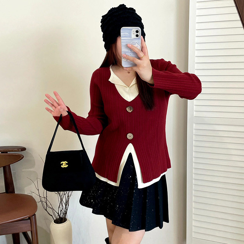 大码女装韩版假两件v领开叉上衣女气质毛衣2025冬胖mm修身针织衫