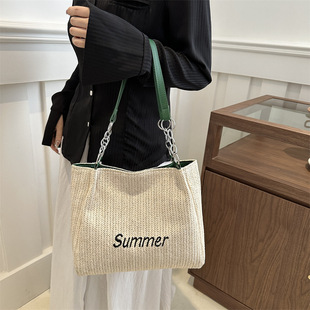大容量时尚草编字母托特包包女包2024新款潮肩休闲通勤出勤大包