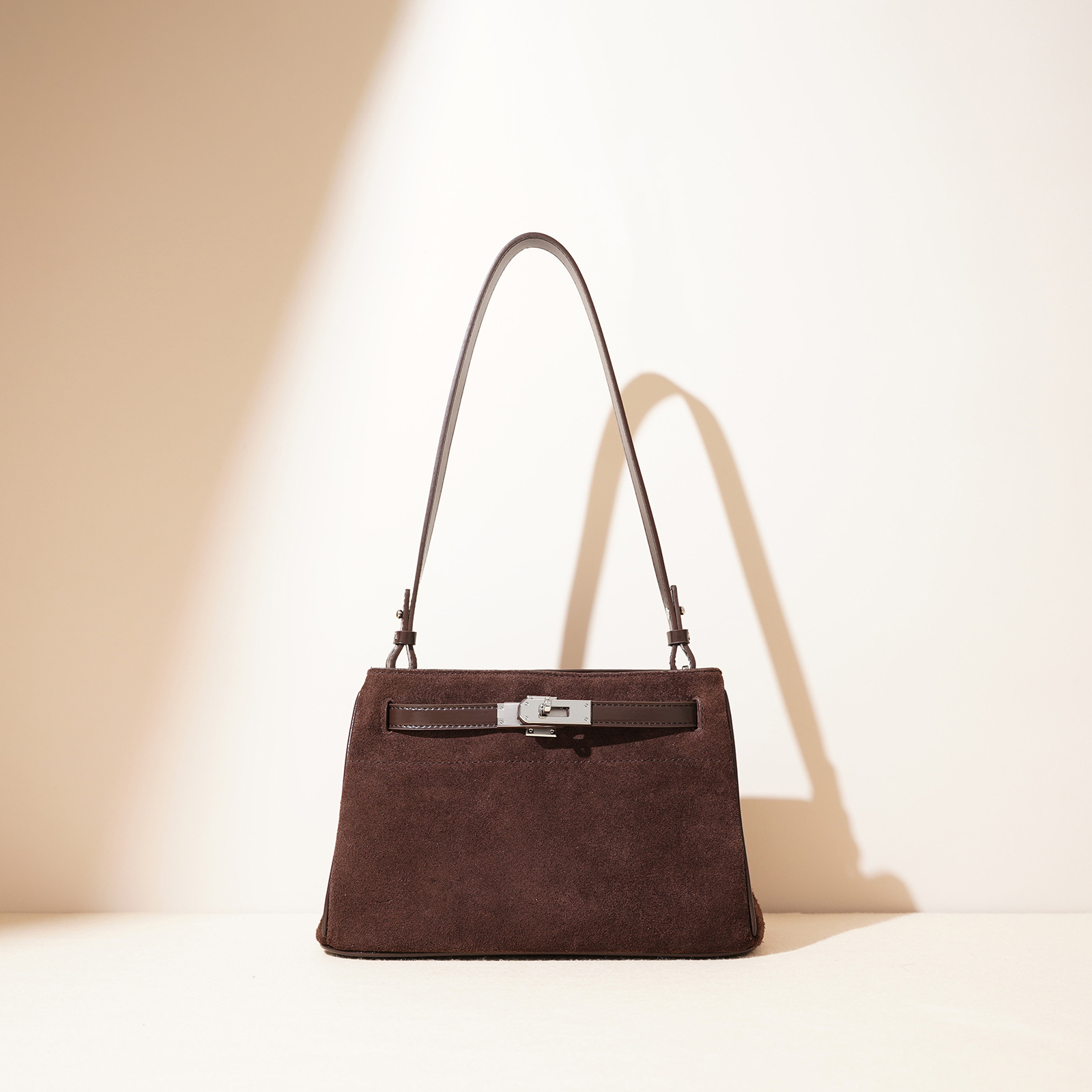 秋冬腋下包斜挎包锁扣通勤