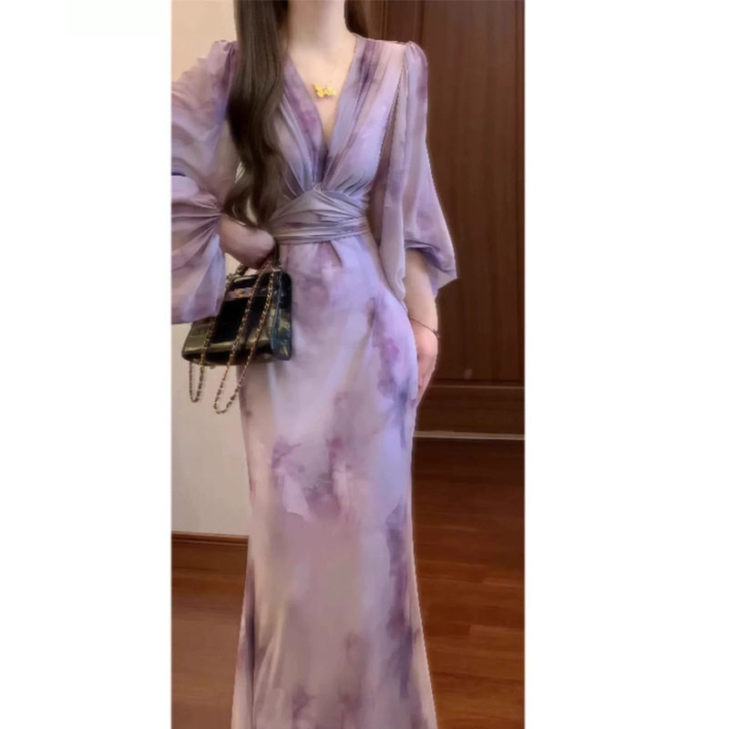 杉木印花韵味包臀裙广州涤纶高腰