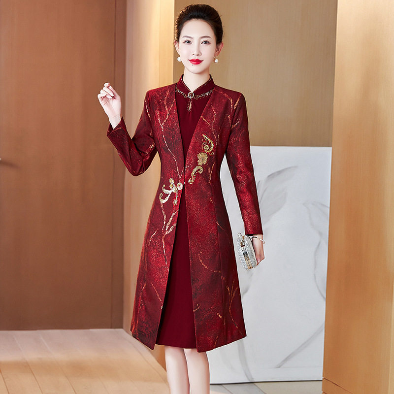 秋冬新款妈妈礼服风衣套装贵喜婆婆丈母娘婚宴礼服两件套连衣裙