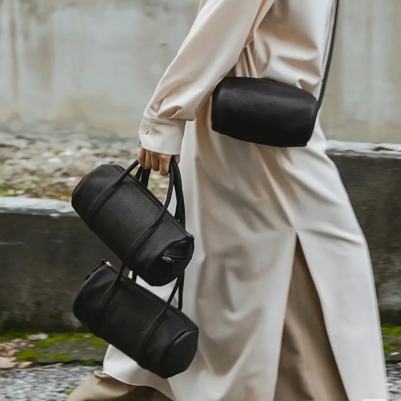 小众真皮枕头包女2025新款软羊皮手提圆筒包日本Aeta鹿皮纹肩包