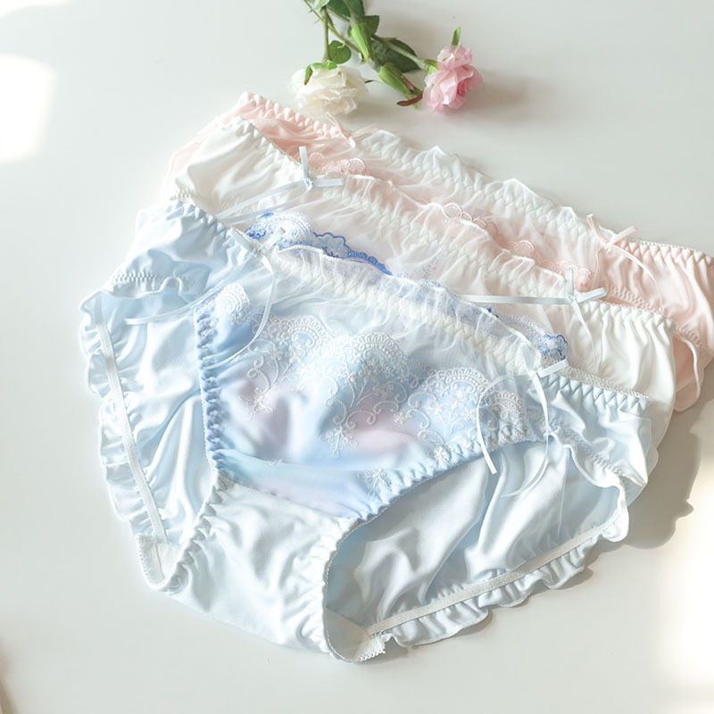 新品日系可爱柔软牛奶丝刺绣花内裤边透气蝴蝶结甜美性感女士内裤