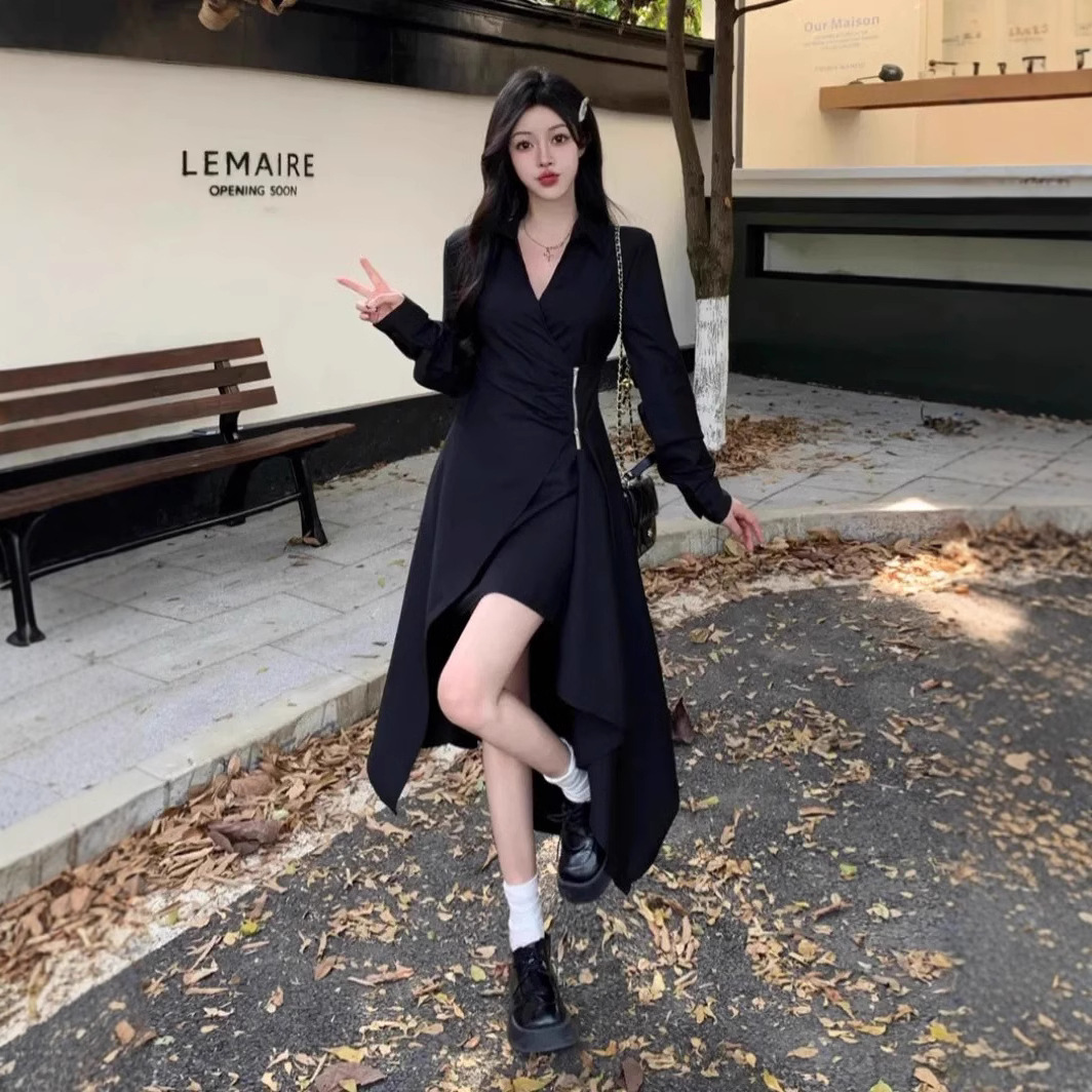 大码赫本风级感连衣裙女春季不规则气质小黑裙胖MM遮肚藏肉裙衣选