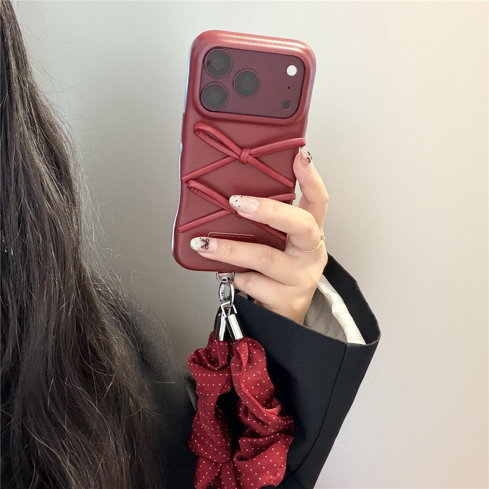韩风小众皮质立体蝴蝶结适用iPhone18Pro手机壳15手链13/14pro女