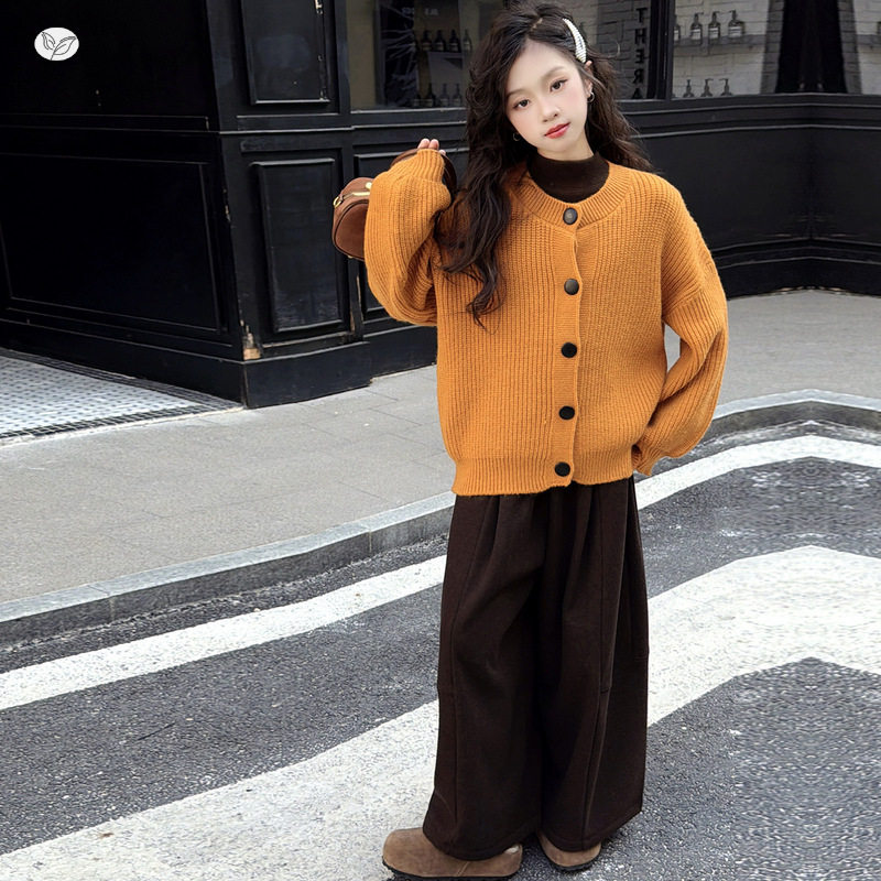 女童2025年春秋新款大扣子开衫外套女大童慵懒宽松针织衫修身毛衣，童装毛衣，祺儿童装