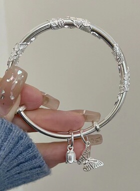 新款繁花似锦花蕊蝴蝶铃铛镯子实心推拉年轻款浮雕花丝蝴蝶手镯女