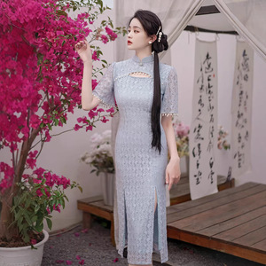 荷旗简淑女范蕾丝改良鱼尾旗袍2026年夏新款钉珠新中式年轻款气质
