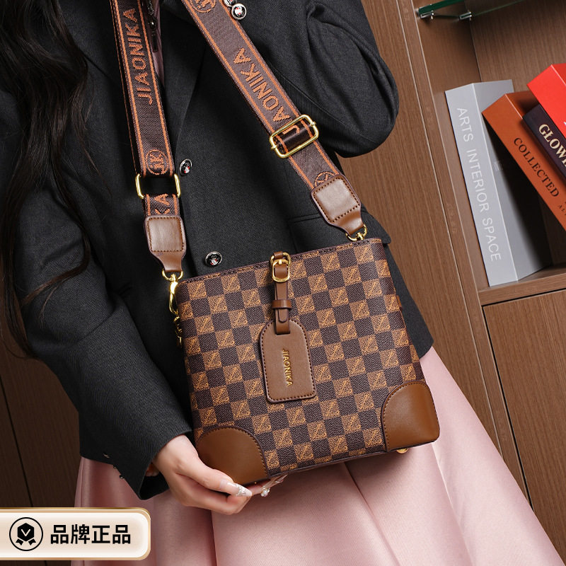 跨境bags复古时尚女包新款撞色手提斜跨水桶包通勤百搭大容量女包