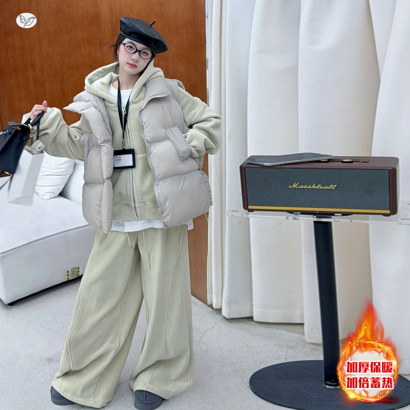 女童马甲套装2025年秋冬新款中大童连帽卫衣阔腿裤夹棉背心三件套，童装休闲套装，祺儿童装