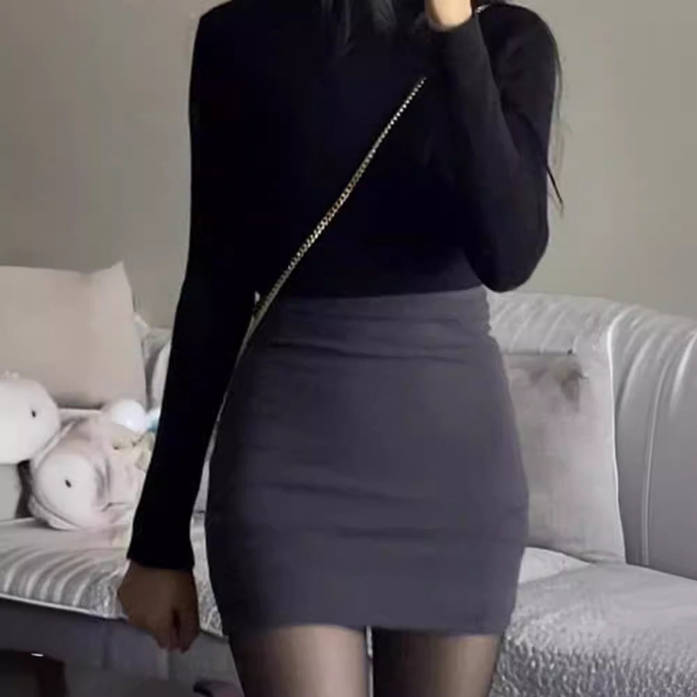 包臀裙女性感辣妹半身裙子纯欲风腰小个子短裙2024春季新款裙子