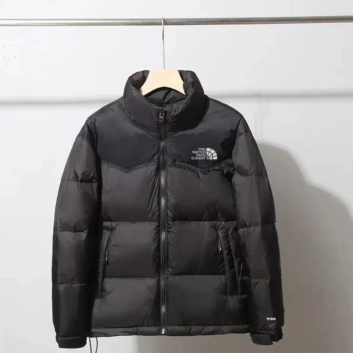 鸭绒羽绒服男士短款新款潮牌大码高级感韩版抗寒立领加厚冬装外套