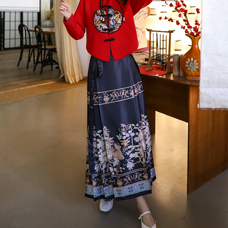 新中式国风秋冬半身裙 明制汉元素红色系带一片式腰百褶马面裙