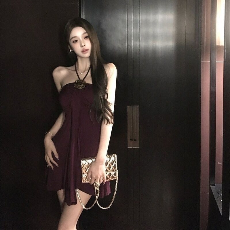 纯欲挂脖吊带背心女连衣裙夏无袖抹胸内搭名媛风辣妹性感紧身上衣