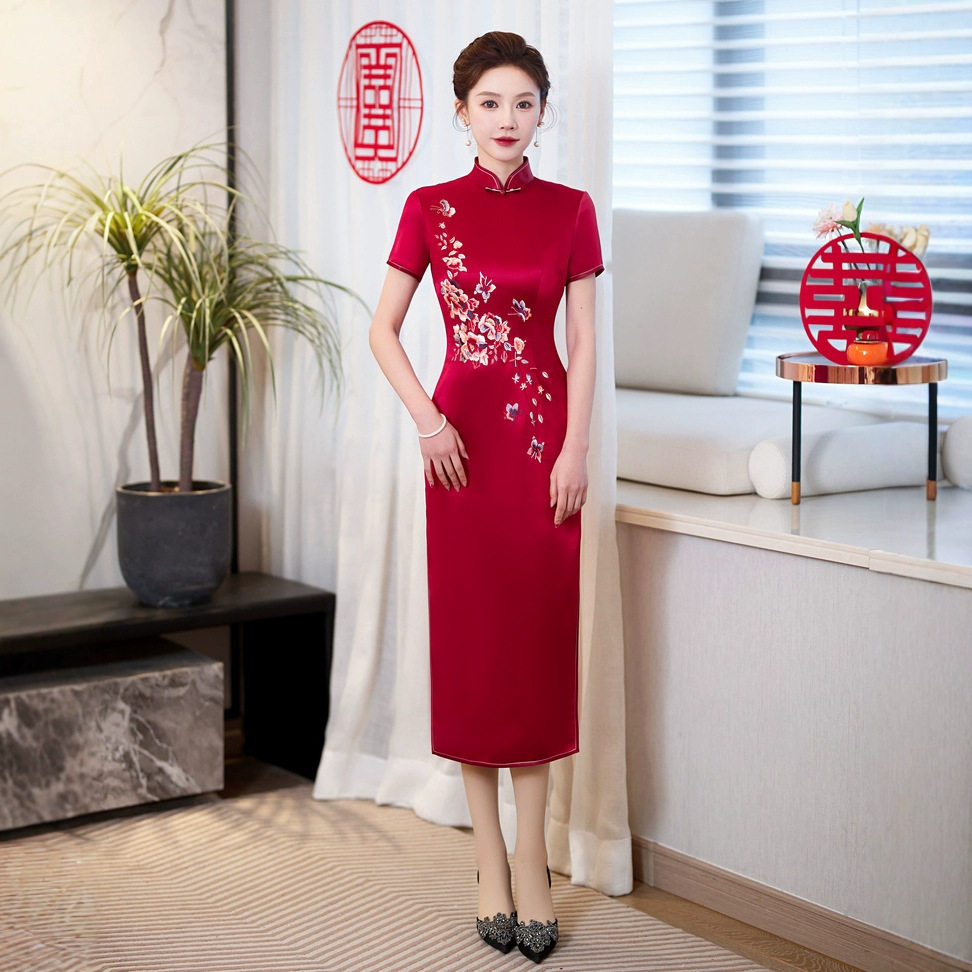 2026新款喜婆婆喜妈妈礼服婚宴装日常醋酸红色绣花级复古旗袍裙