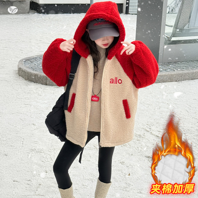 女童加厚毛毛衣2025年冬季新款中大童撞色字母外套休闲插肩袖棉衣，童装外套，祺儿童装