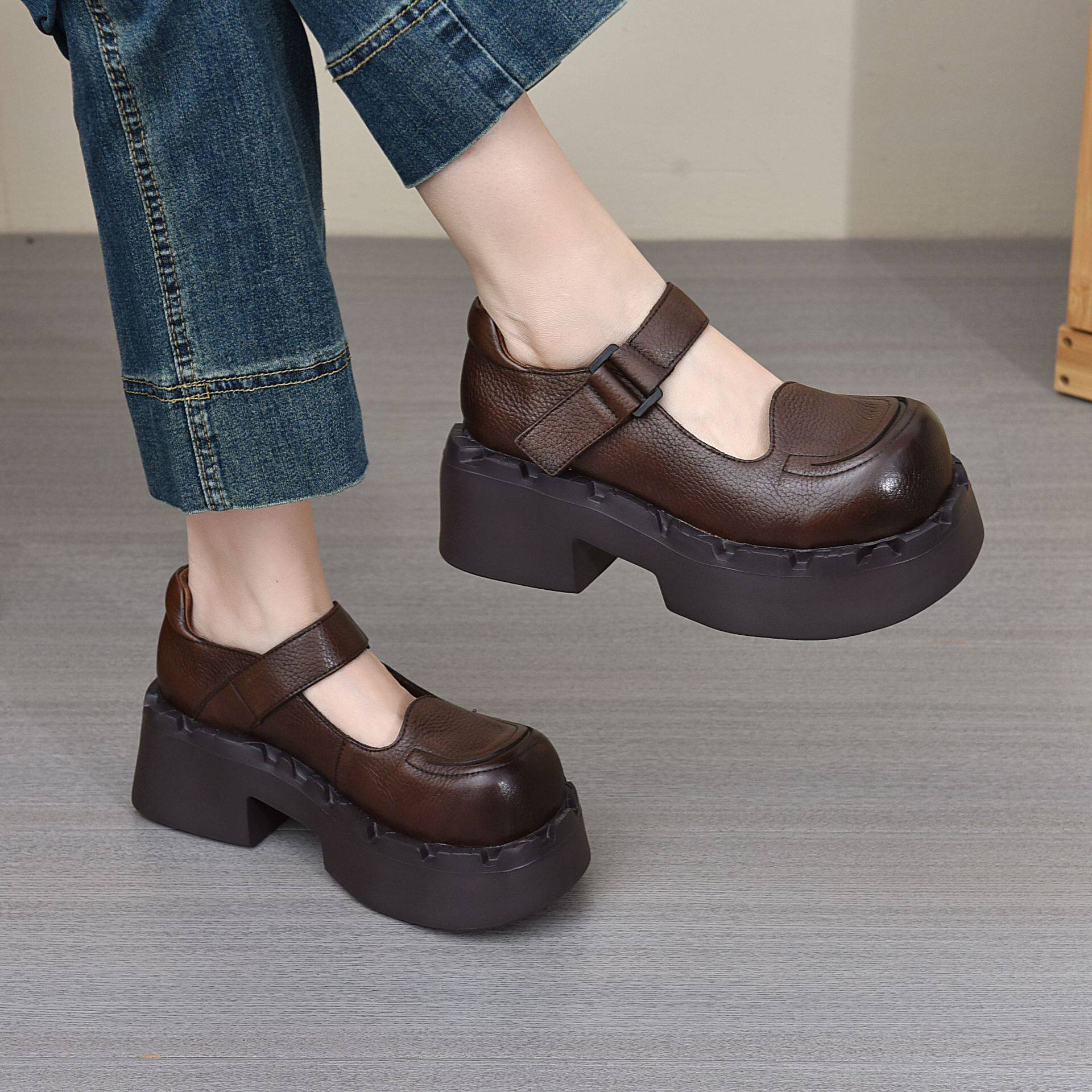 木森鸟春夏外穿高级感真皮厚底松糕女鞋包头凉鞋头层牛皮复古凉鞋