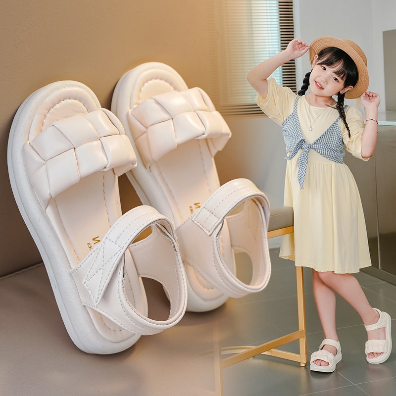 中大童小女孩学生沙滩鞋