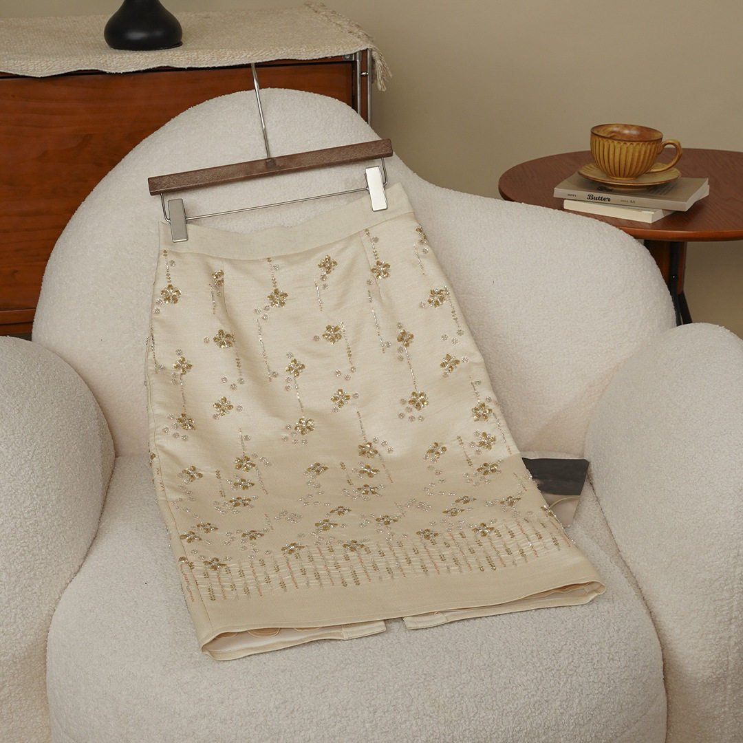 翡格依安斐欧娜名媛等浅杏色重工亮片钉珠半身裙松紧腰开叉半裙女