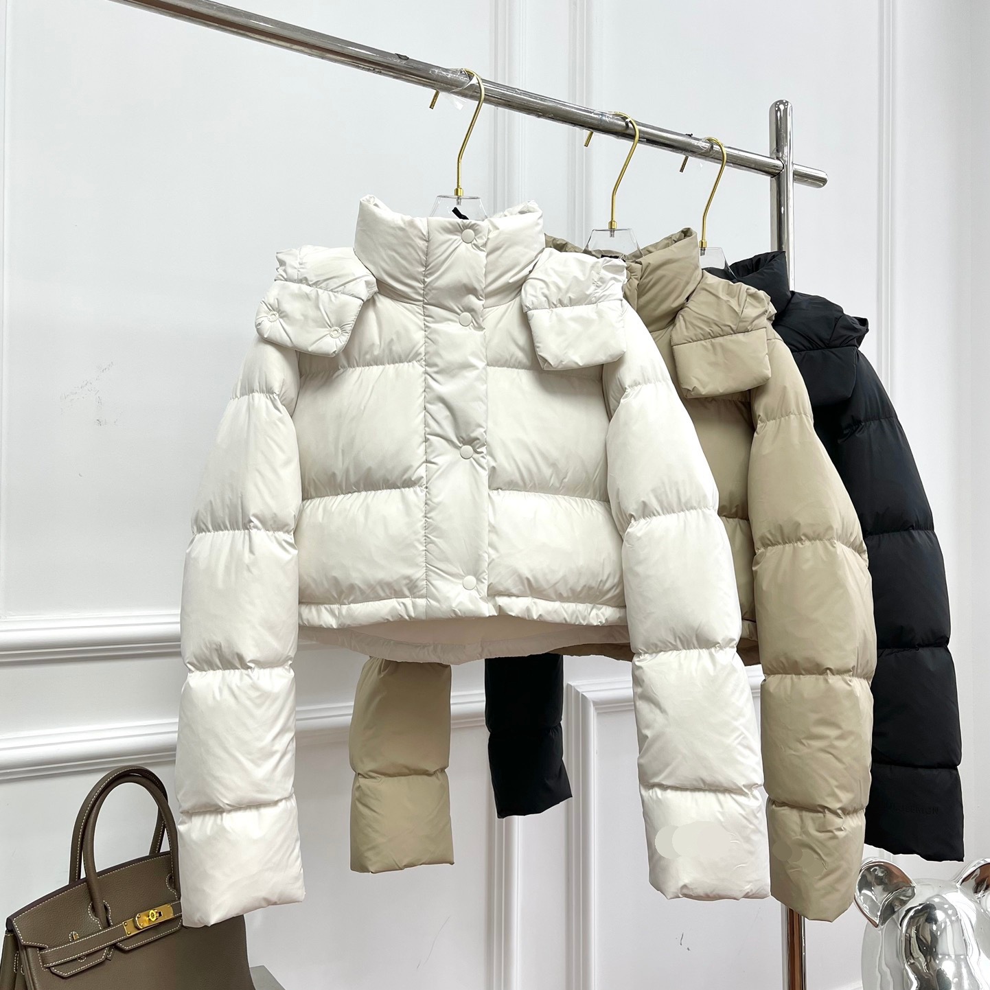 三格拼接连帽logo羽绒服