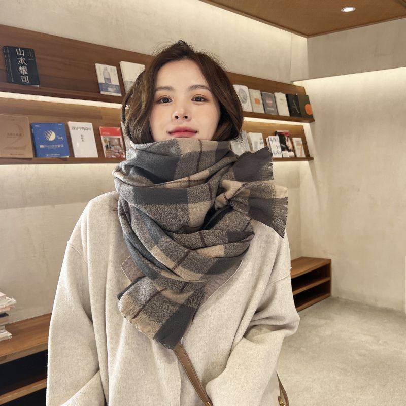 新款围巾女冬天加厚保暖仿羊绒围巾 格子秋冬围脖披肩