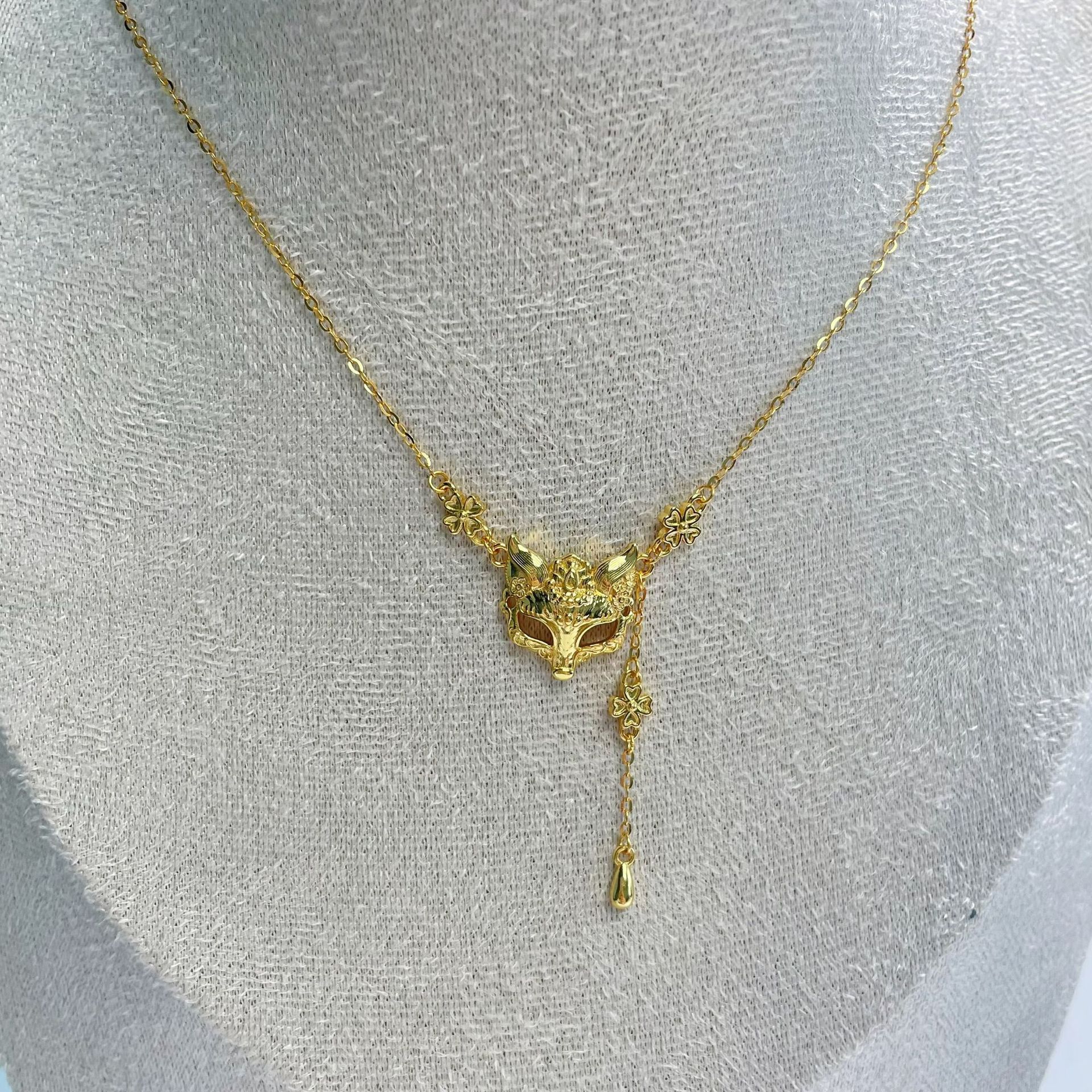 s925纯银镀黄金色假面具狐狸项链女小红书爆款古法鎏金錾刻锁骨链