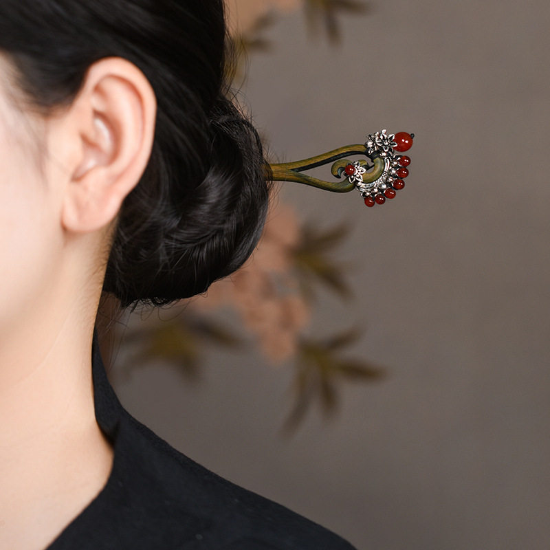 中国风复古步摇 民族风原创宫廷盘发簪子 古树千藤绿檀木苗银发簪