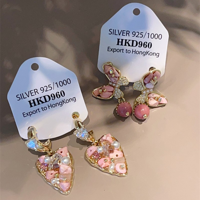 s925银针新款手工粉色松石蝴蝶耳环时尚百搭心形耳钉铜镀真金耳饰