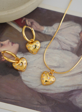 原创新款欧美轻奢爱心耳环项链时尚精致小众气质复古百搭锁骨链