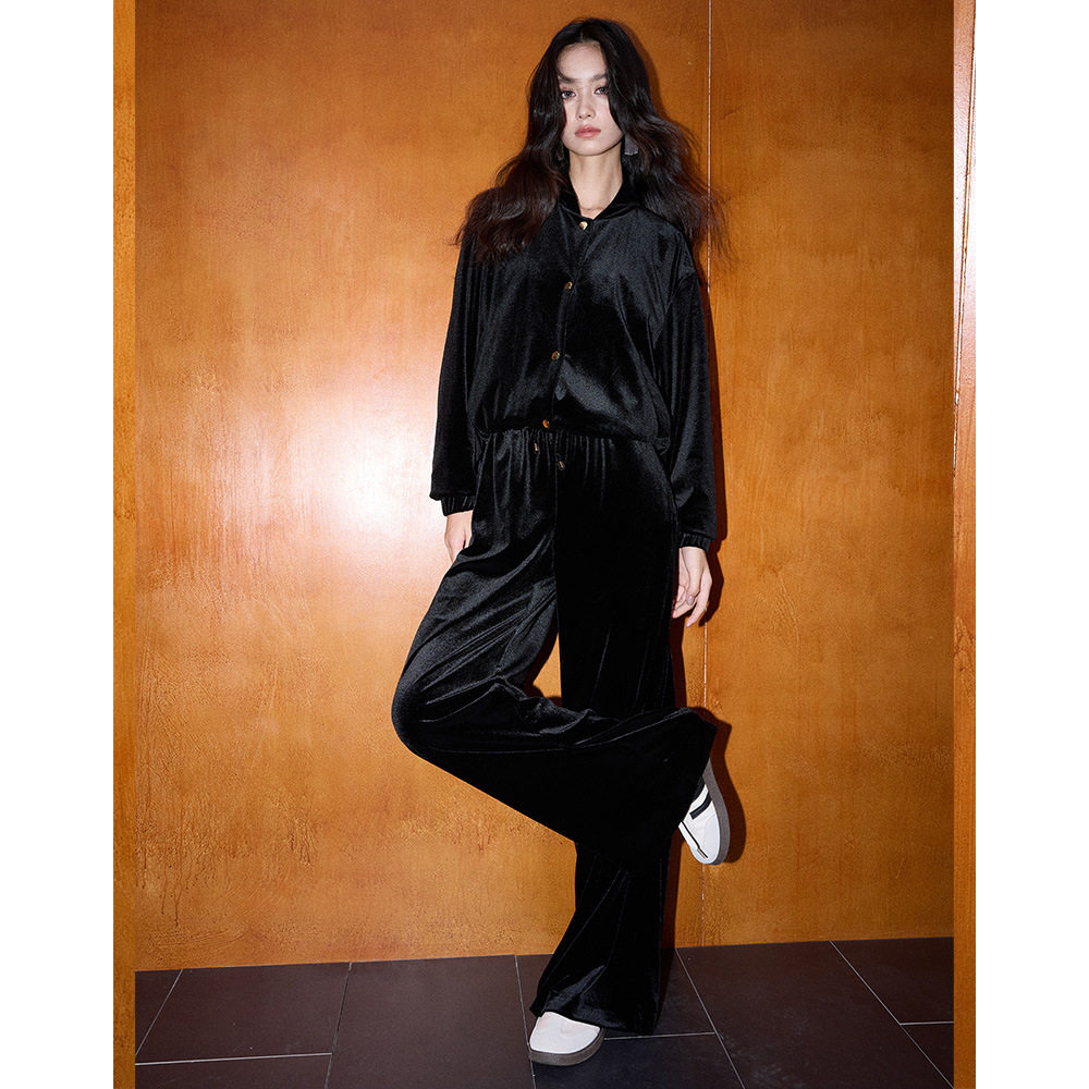 翡格依2026春款法式复古摩登天鹅绒丝绒飞行员夹克外套长裤套装女,女装/女士精品,时尚套装,淘宝优惠券,粉丝福利购,淘宝优惠卷