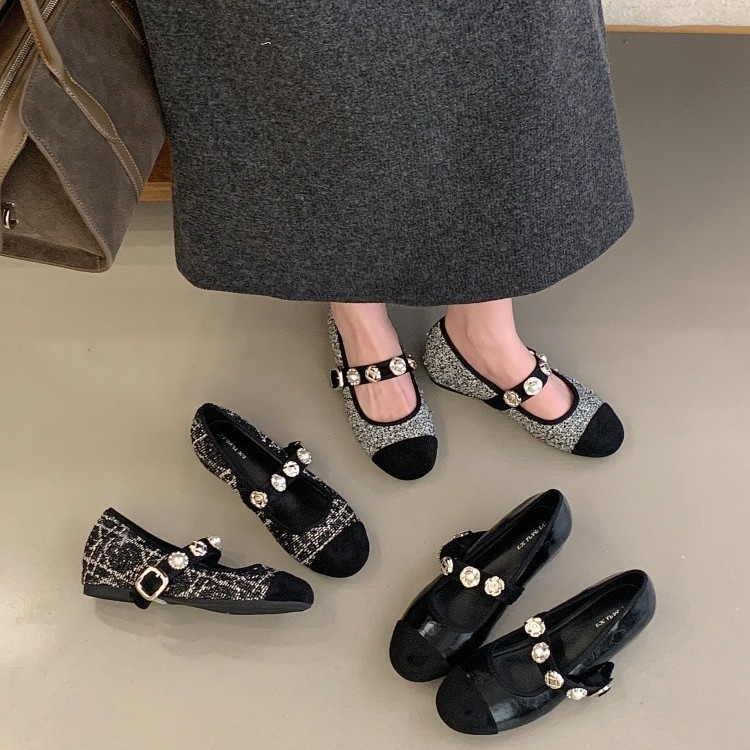 内玛丽珍鞋女鞋子2025新款春秋季法式黑色配裙子晚晚女鞋