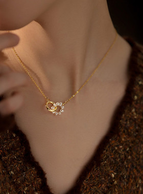 钛钢环环相扣淡水珍珠圆圈吊坠项链气质网红时尚轻奢小众毛衣链女