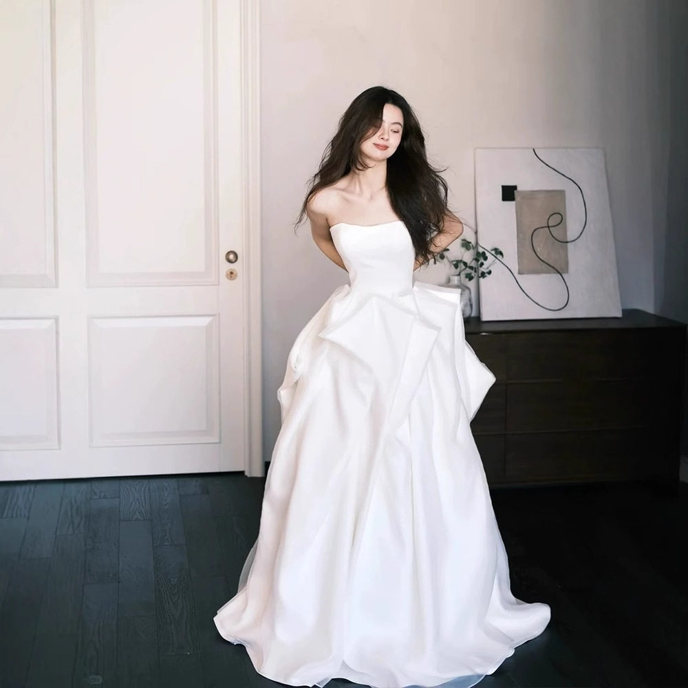 白色抹胸轻婚纱礼服裙气质优雅级感写真拍照小白裙新款长裙2026