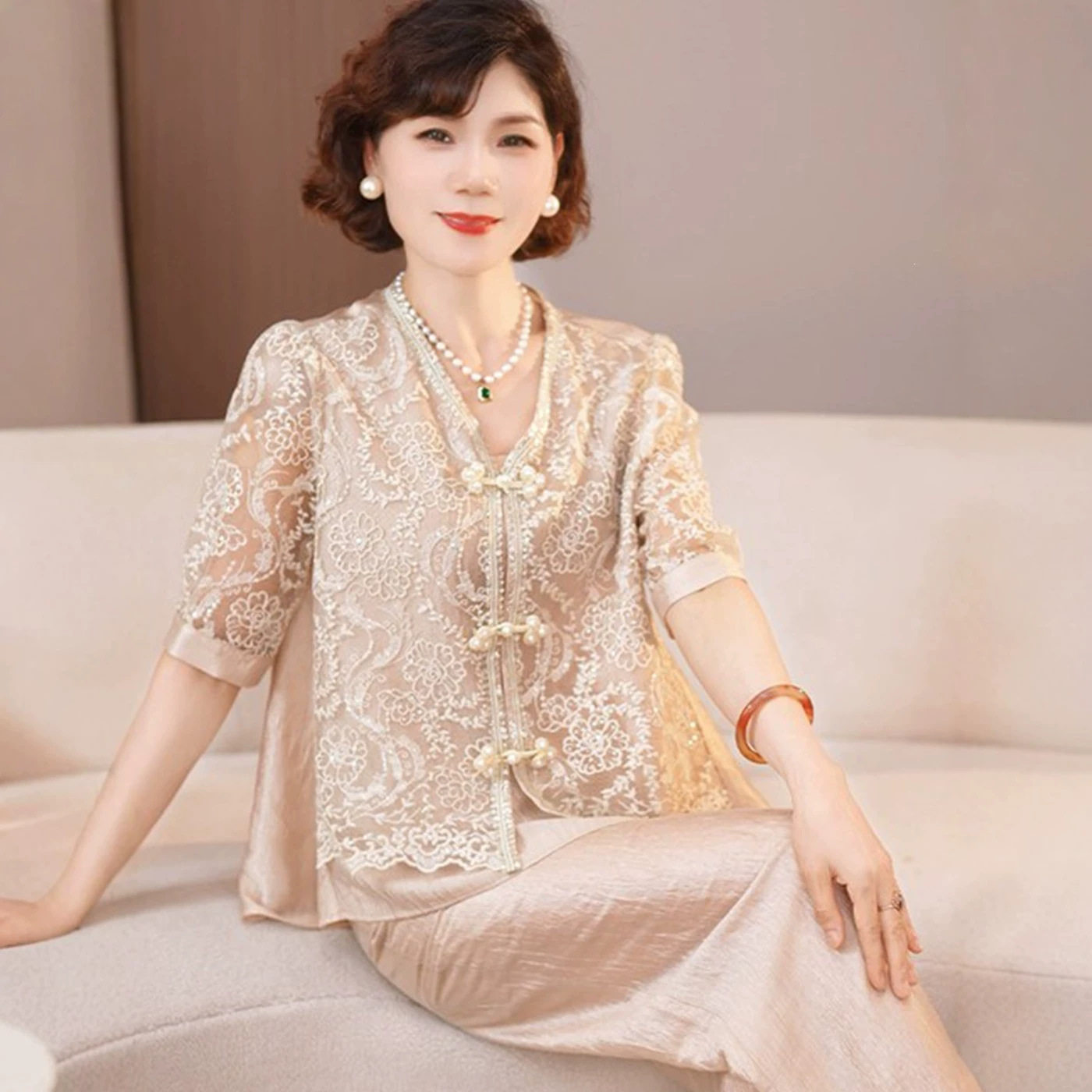 母亲节中年妈妈春夏装时尚套装2026新款洋气中老年女装时尚两件套