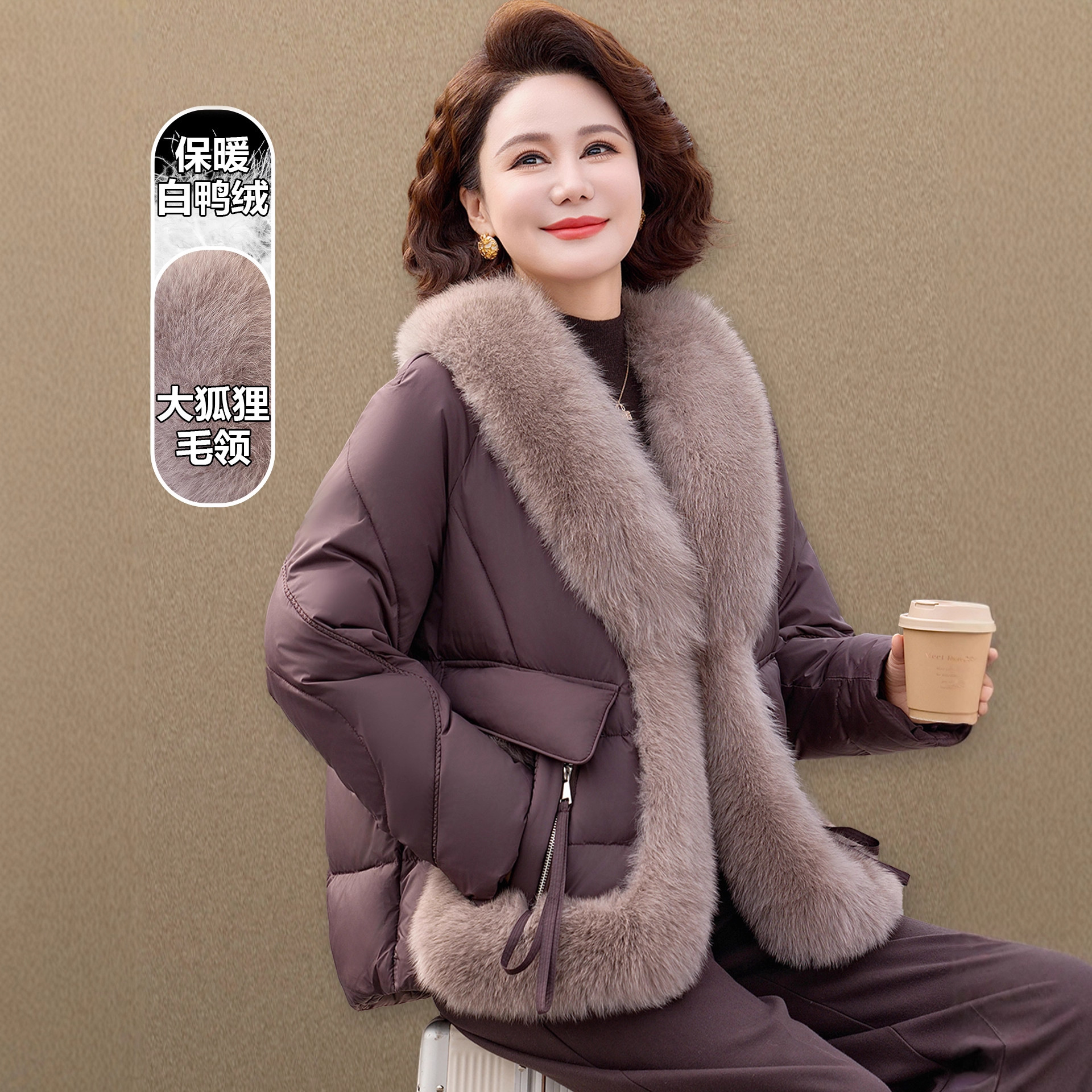 羽绒服羽绒外套妈妈款