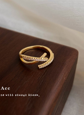 极简主义线条锆石食指戒简约时尚通勤指环小众通勤戒指镀18k金