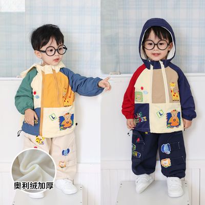 中小童外套2025年冬新款童外套加绒保暖儿童冲锋衣童装现货