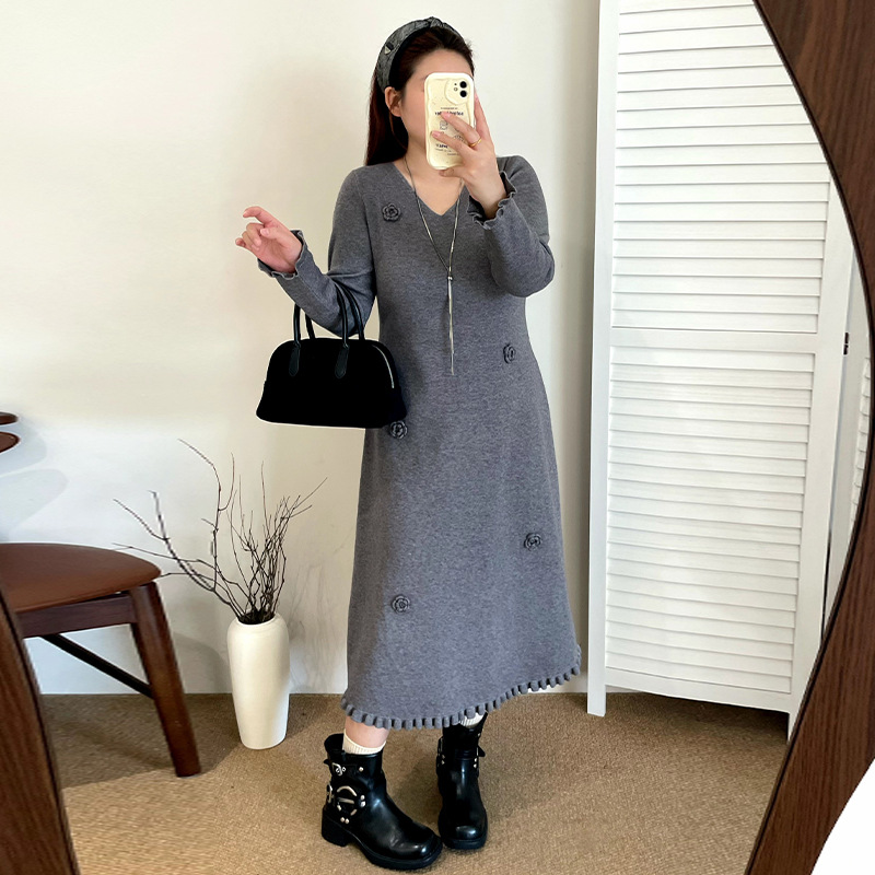 毛衣裙女钩花针织裙打底连衣裙