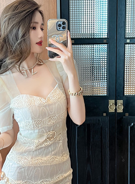 2025夏季新款法式方领修身泡泡袖蕾丝连衣裙女名媛气质长裙20310