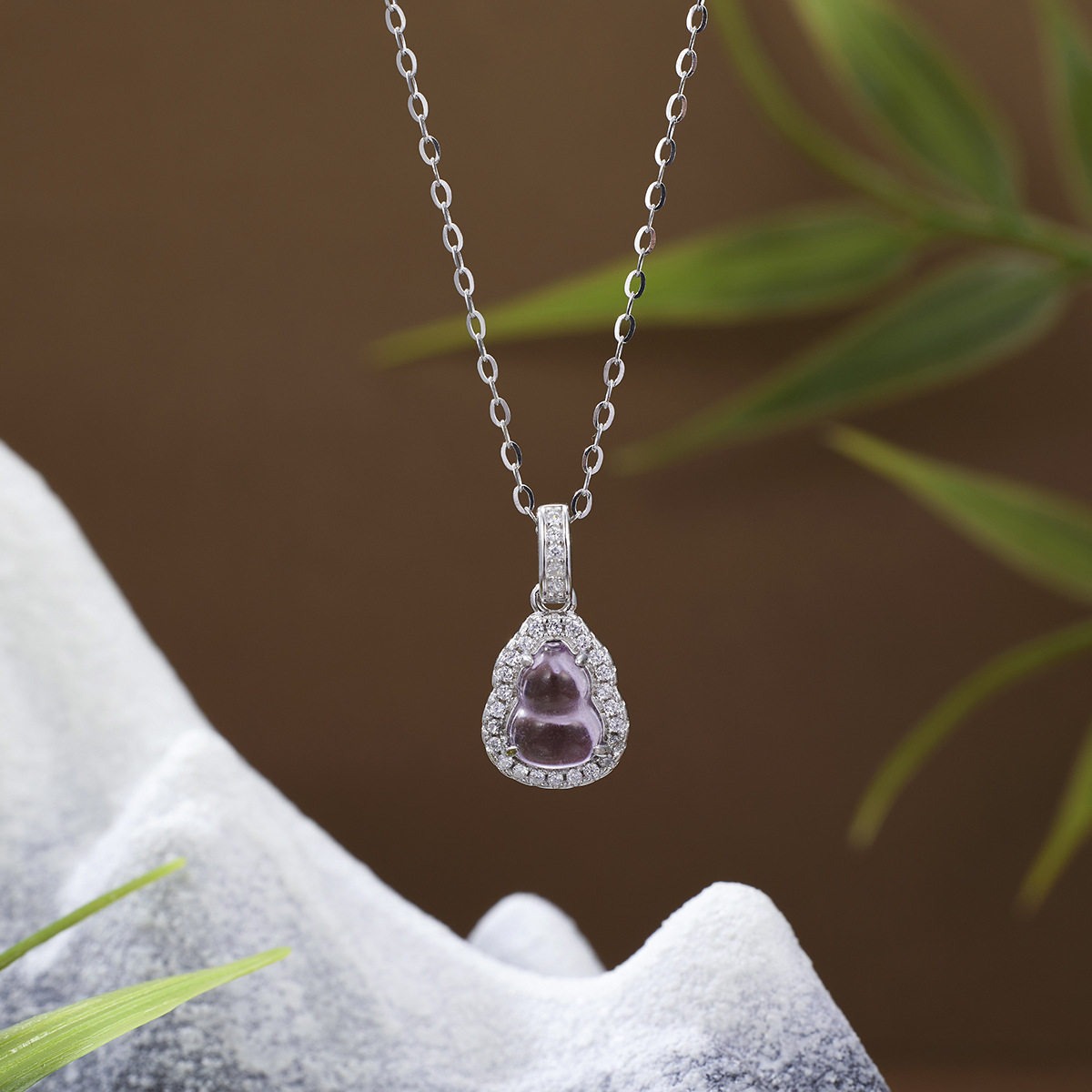 s925纯银首饰新款天然紫水晶紫色透葫芦项链女时尚轻奢福禄锁骨链