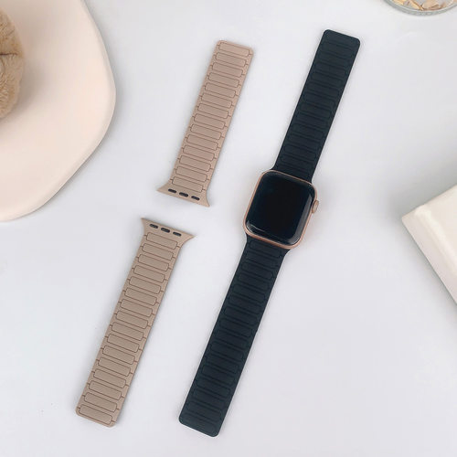 适用苹果表带Apple Watch1-11/Ultra1-3/SE3三珠硅胶磁吸手表带
