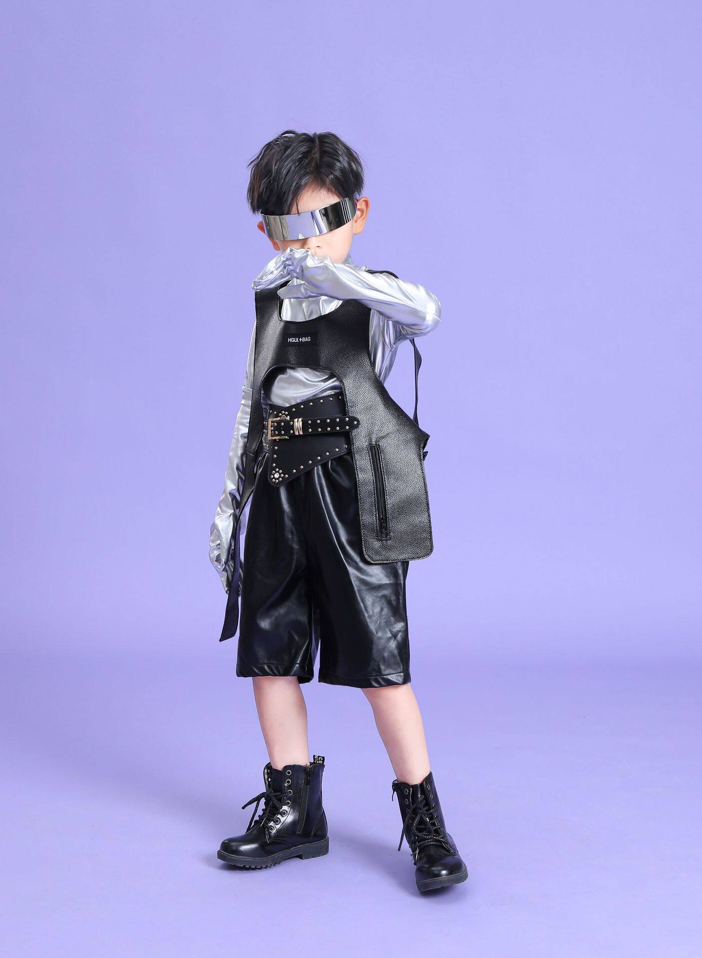 少儿皮衣t台潮酷潮服走秀摇滚风