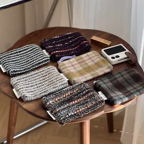 零钱包耳机口红收纳格纹手拿包