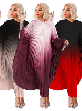 Bat sleeve gradually changing color pleated dress 压褶连衣裙